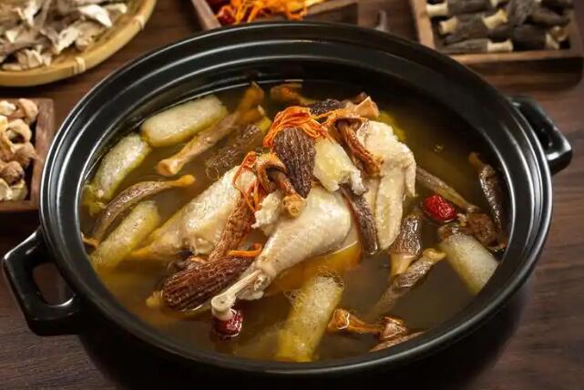 脸上密密麻麻的鸡皮疙瘩是怎么回事-专业脸上密密麻麻的鸡皮疙瘩是怎么回事图片平台-脸上有鸡皮疙瘩似的点点怎么办